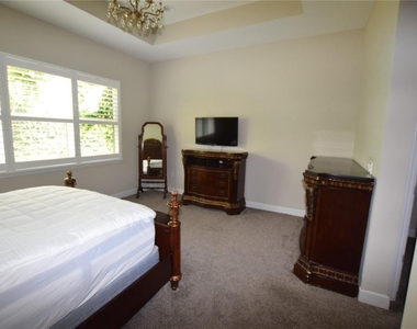132 Amanthus Court - Photo Thumbnail 39