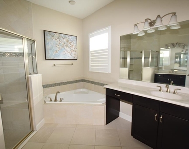 132 Amanthus Court - Photo Thumbnail 40