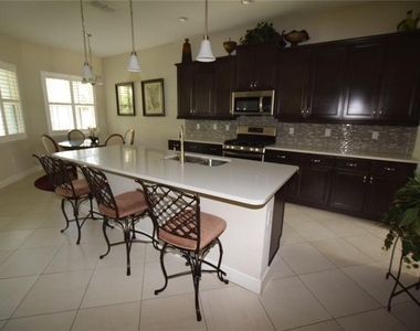 132 Amanthus Court - Photo Thumbnail 12