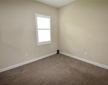 132 Amanthus Court - Photo Thumbnail 34