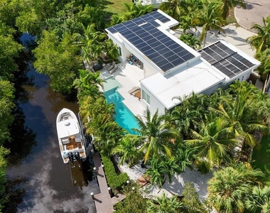 2408 Nassau Street - Photo Thumbnail 49