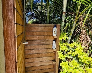 2408 Nassau Street - Photo Thumbnail 4