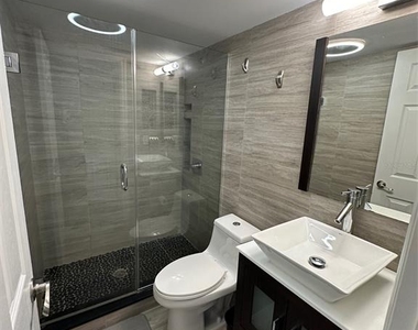 2100 N Peninsula Avenue - Photo Thumbnail 17