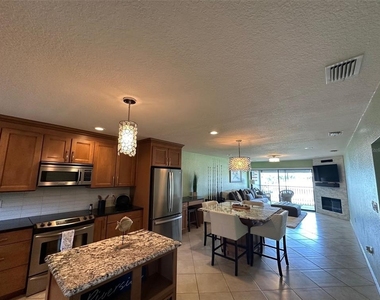 2100 N Peninsula Avenue - Photo Thumbnail 2