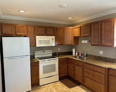 2100 N Peninsula Avenue - Photo Thumbnail 33
