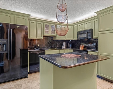 62 Cedar Dunes Drive - Photo Thumbnail 10