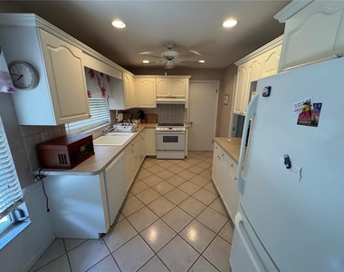 239 Hammock Terrace - Photo Thumbnail 2