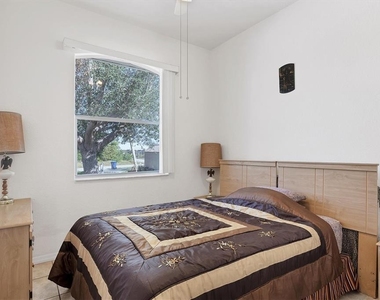 12113 Capilla Lane - Photo Thumbnail 21