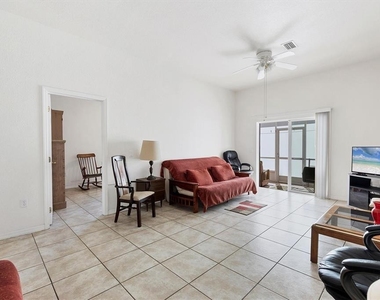 12113 Capilla Lane - Photo Thumbnail 10