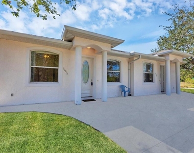 12113 Capilla Lane - Photo Thumbnail 8