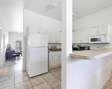 12113 Capilla Lane - Photo Thumbnail 16