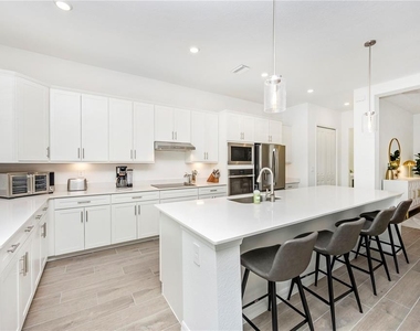 17662 Santorini Court - Photo Thumbnail 4