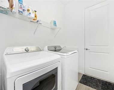 17662 Santorini Court - Photo Thumbnail 36