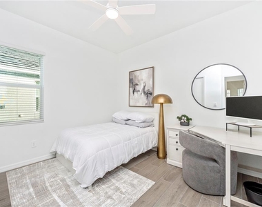 17662 Santorini Court - Photo Thumbnail 31