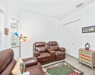 12845 Tulum Loop - Photo Thumbnail 33