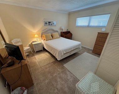 510 Granada Avenue - Photo Thumbnail 8