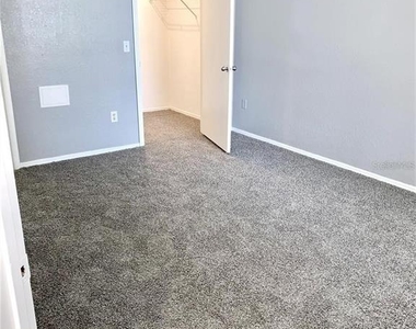 2209 Antigua Place - Photo Thumbnail 8