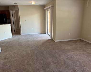 4600 E Moody Boulevard - Photo Thumbnail 5