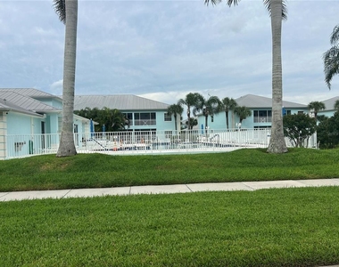 5771 Sabal Trace Drive - Photo Thumbnail 8