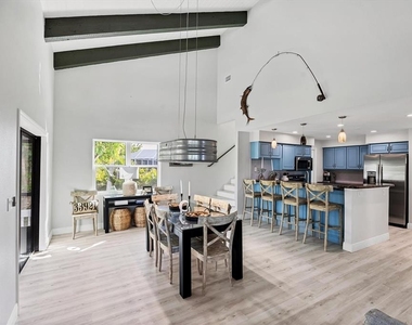 401 Lafitte Street - Photo Thumbnail 14