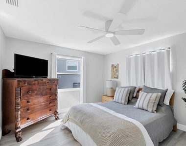 401 Lafitte Street - Photo Thumbnail 22