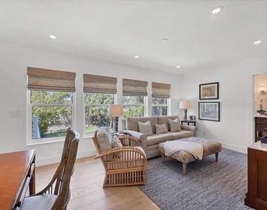 355 Barbarosa Street - Photo Thumbnail 27