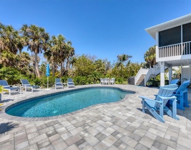 355 Barbarosa Street - Photo Thumbnail 36