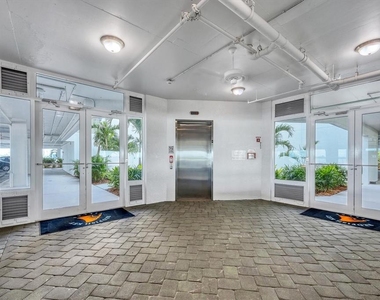 1375 Beach Road - Photo Thumbnail 7