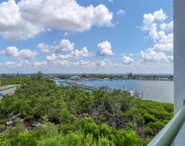 1375 Beach Road - Photo Thumbnail 30