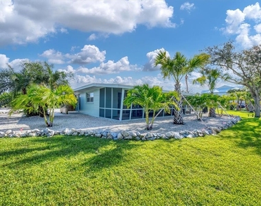550 Gaspar Drive - Photo Thumbnail 36
