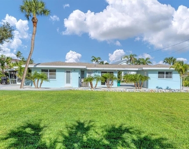 550 Gaspar Drive - Photo Thumbnail 38