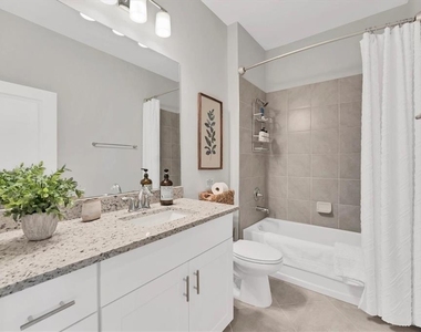 2049 Bonito Way - Photo Thumbnail 33