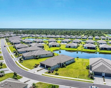 2049 Bonito Way - Photo Thumbnail 4