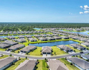 2049 Bonito Way - Photo Thumbnail 2