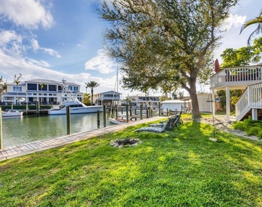 140 Damfino Street - Photo Thumbnail 38