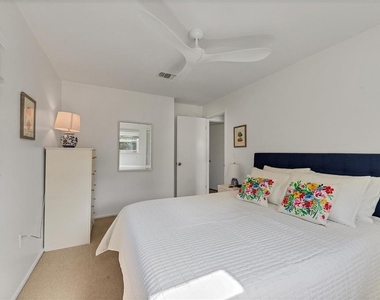261 Lee Avenue - Photo Thumbnail 24