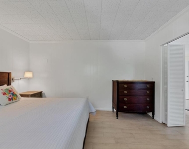 261 Lee Avenue - Photo Thumbnail 29