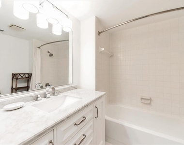 261 Lee Avenue - Photo Thumbnail 27