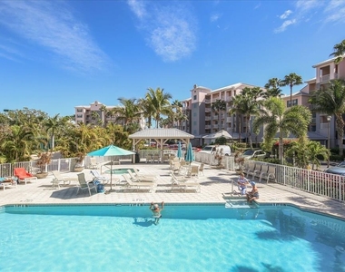 13113 Gasparilla Road - Photo Thumbnail 21