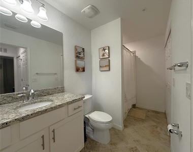 14091 Heritage Landing Boulevard - Photo Thumbnail 13