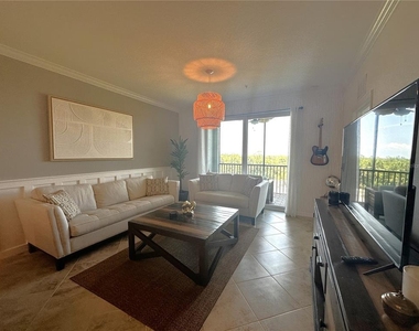 14091 Heritage Landing Boulevard - Photo Thumbnail 5