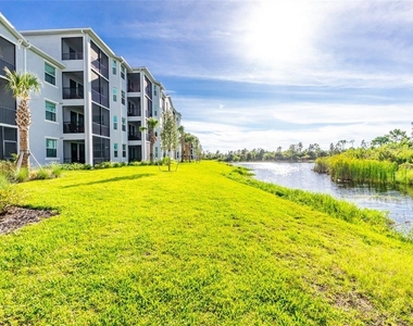 14141 Heritage Landing Boulevard - Photo Thumbnail 39
