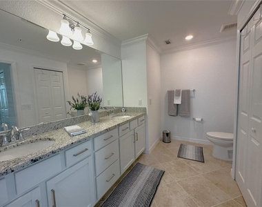 14040 Heritage Landing Boulevard - Photo Thumbnail 16