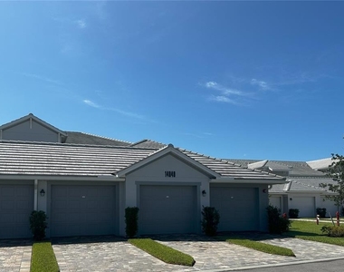 14040 Heritage Landing Boulevard - Photo Thumbnail 27