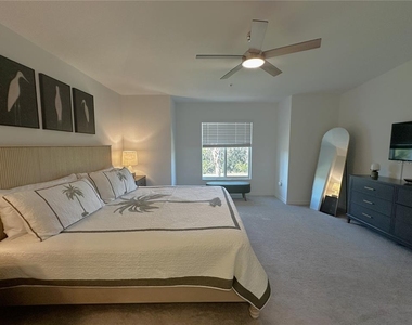 14221 Heritage Landing Boulevard - Photo Thumbnail 9
