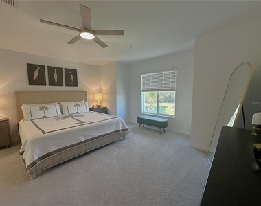 14221 Heritage Landing Boulevard - Photo Thumbnail 8