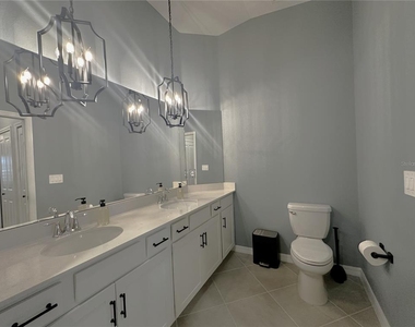 14251 Heritage Landing Boulevard - Photo Thumbnail 20