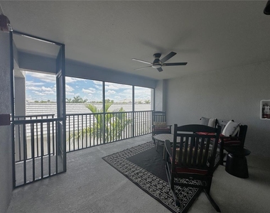 14251 Heritage Landing Boulevard - Photo Thumbnail 4