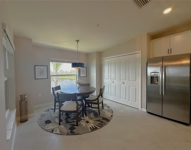 14251 Heritage Landing Boulevard - Photo Thumbnail 10