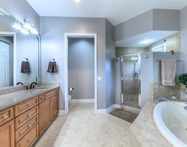 10300 Tarpon Landings Terrace - Photo Thumbnail 39